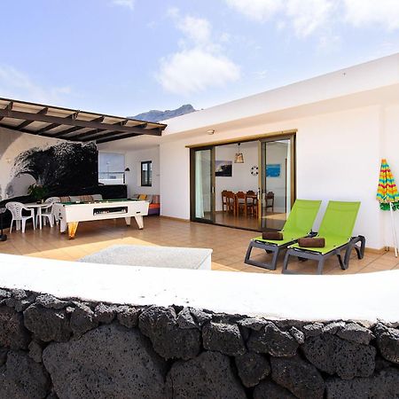 Famara Beach House מראה חיצוני תמונה