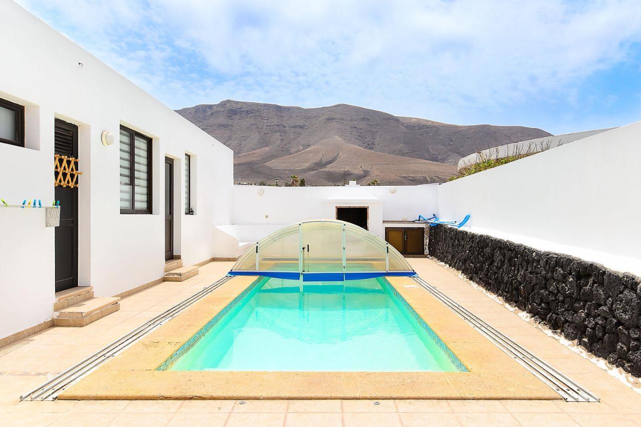Famara Beach House מראה חיצוני תמונה